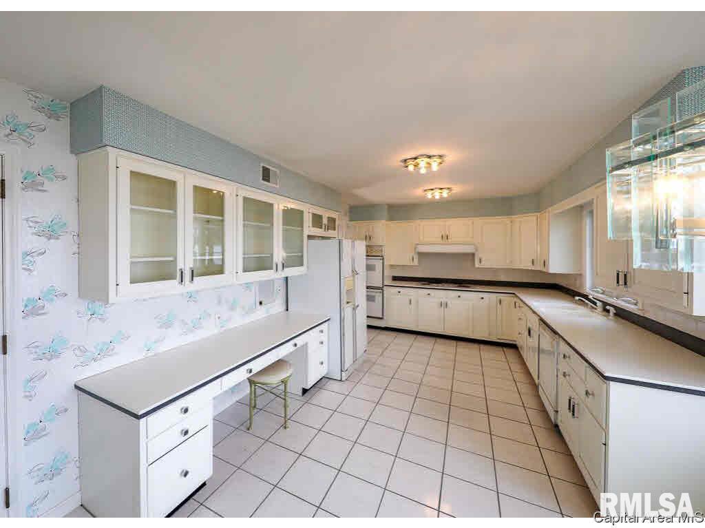 45 Forest Ridge Springfield, IL 62712 - Photo 10 of 23 Gallery Image 10