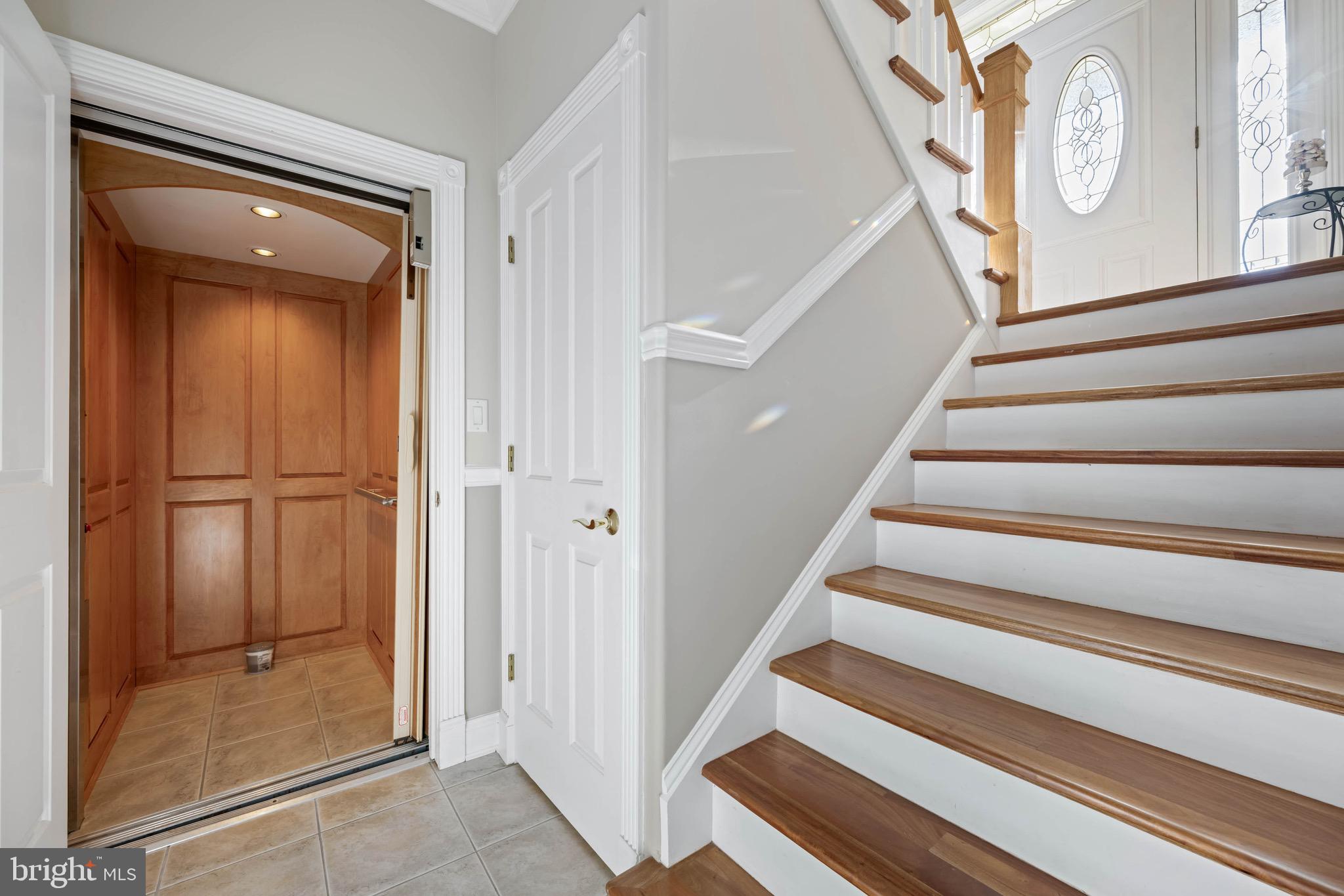 12959 Harbor Road Ocean City, MD 21842 - Photo 21 of 85 a view of entryway