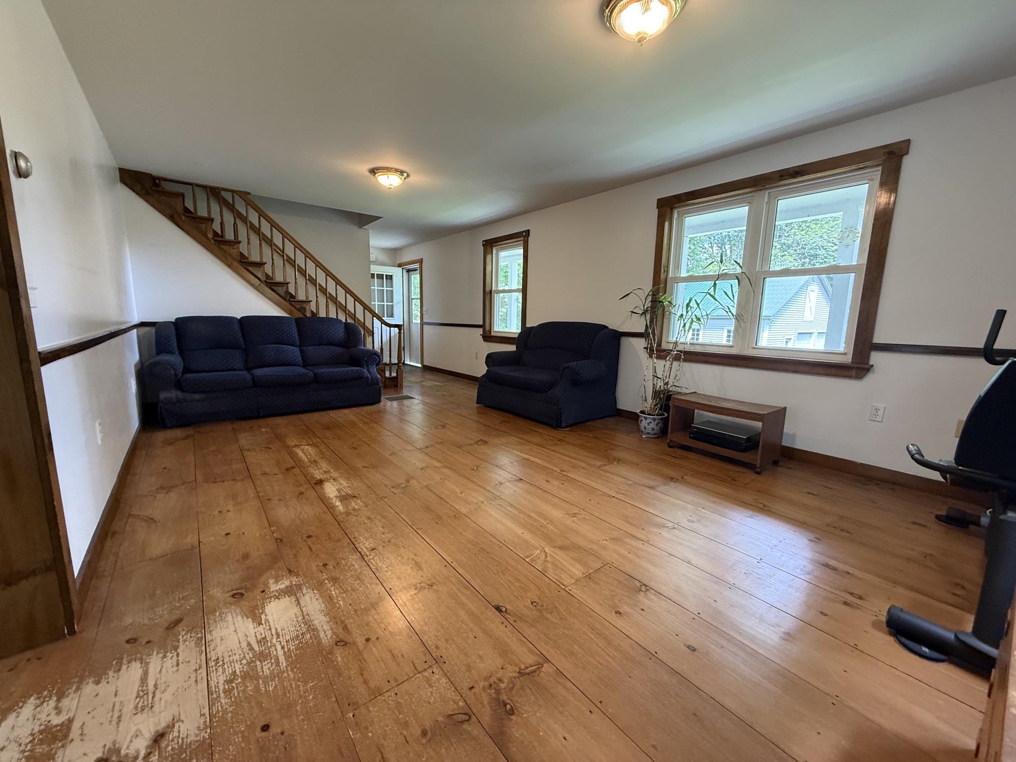 531 Highway 12 Hartland, VT 05048 - Photo 10 of 24