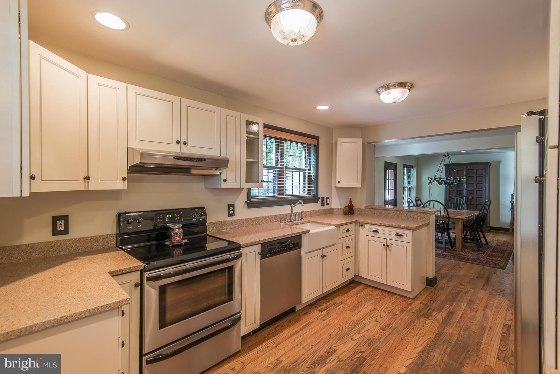 4434 Columbia Road Ellicott City, MD 21042 - Photo 4 of 30 Kitchen