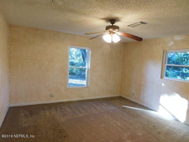 85642 Miner Road Yulee, FL 32097 - Photo 18 of 27 18_Master Bedroom