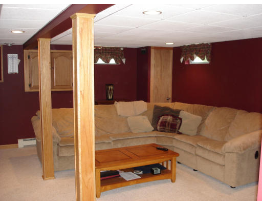 7 Hill Road Holbrook, MA 02343 - Photo 16 of 23 Gallery Image 16