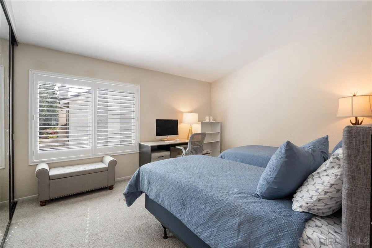 13527 Tiverton Road San Diego, CA 92130 - Photo 14 of 24