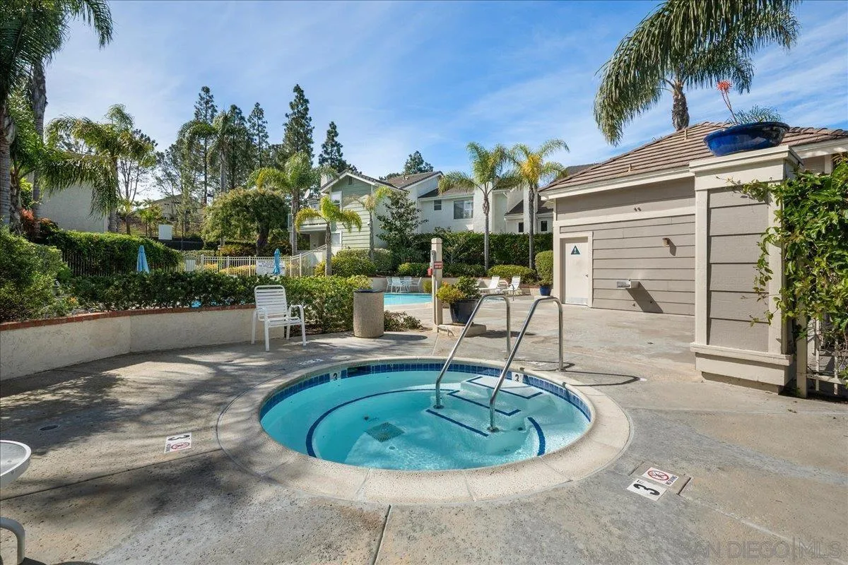 13527 Tiverton Road San Diego, CA 92130 - Photo 17 of 24