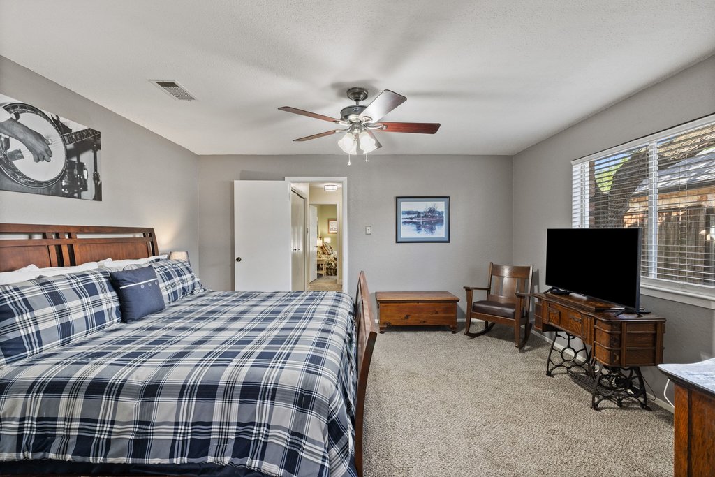 4526 Langtry Lane Austin, TX 78749 - Photo 26 of 33