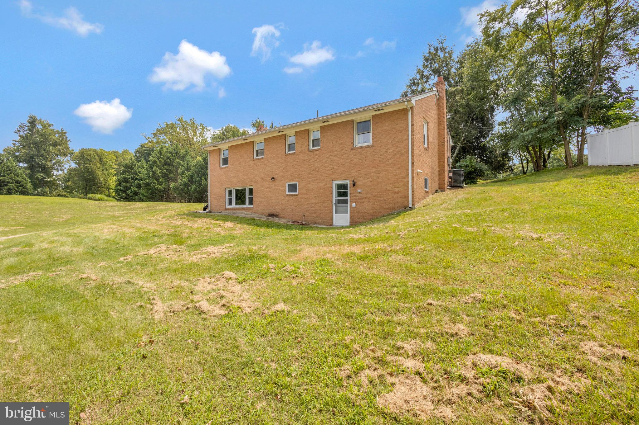 13121 Fort Washington Road Fort Washington, MD 20744 - Photo 46 of 51 Rear Exterior
