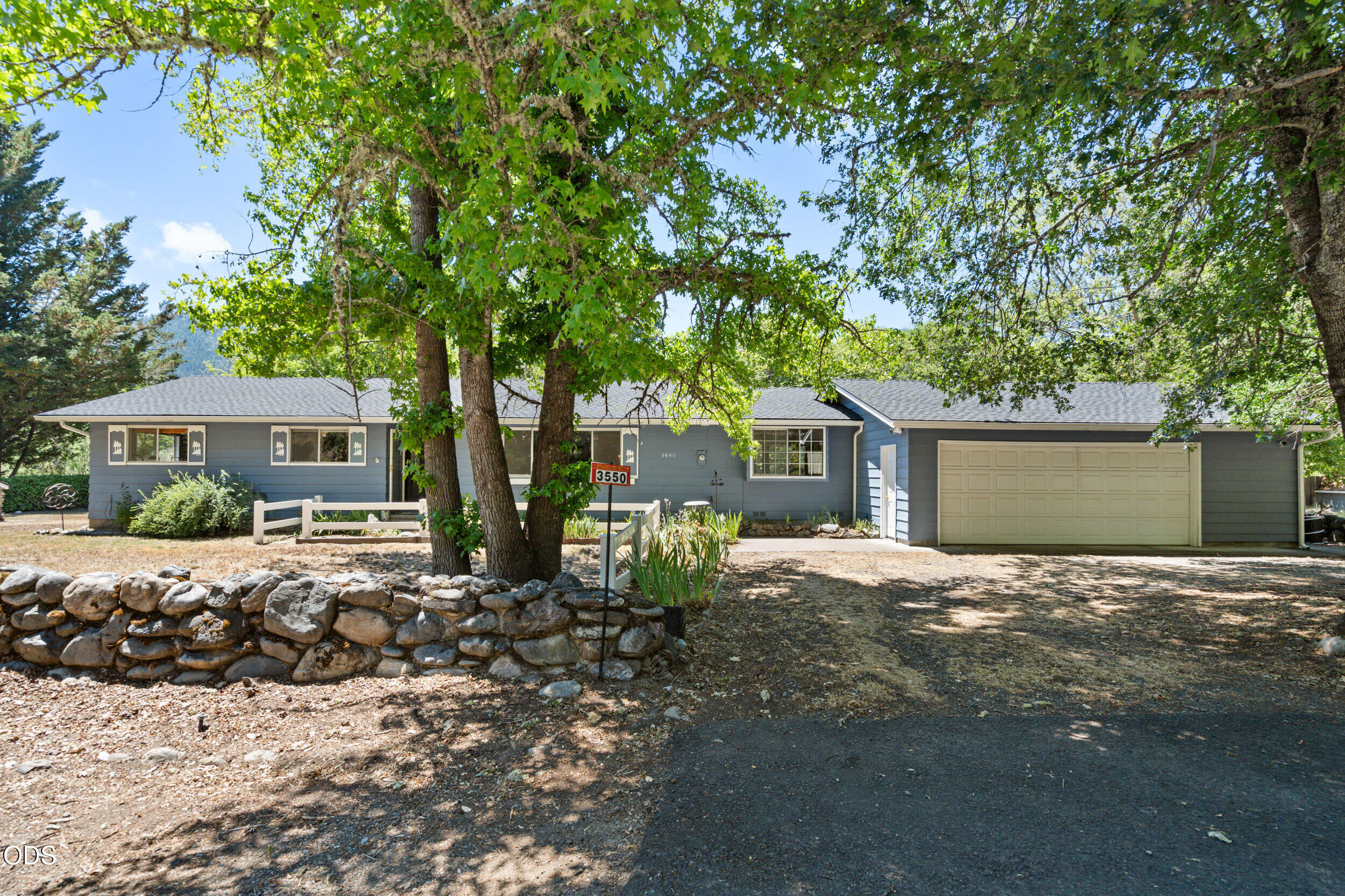 3550 Upper Applegate Road Jacksonville, OR 97530 - Photo 1 of 58