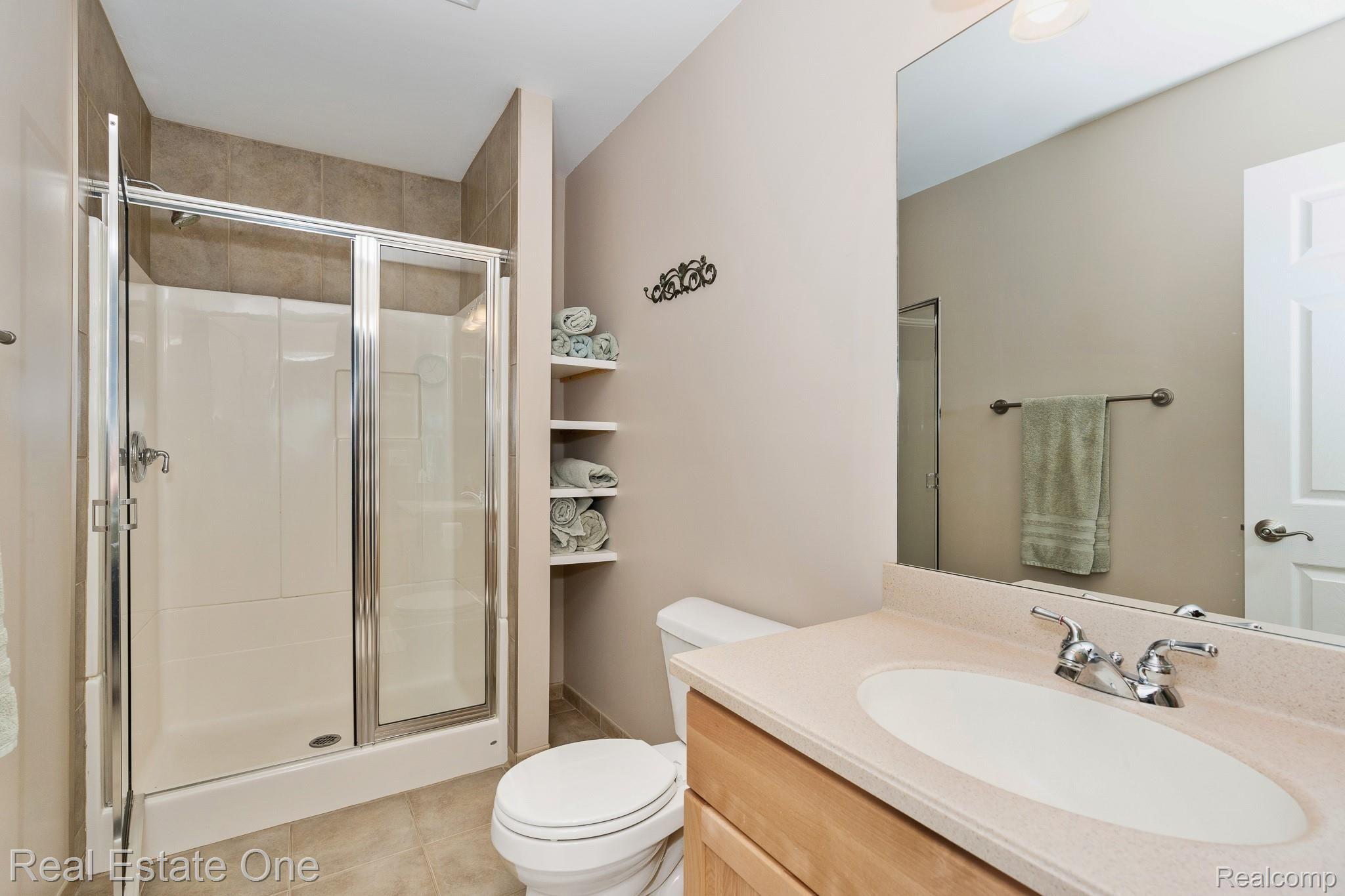 1177 Chesapeake Rochester, MI 48307 - Photo 45 of 63 Chesapeake MLS-W048.jpg