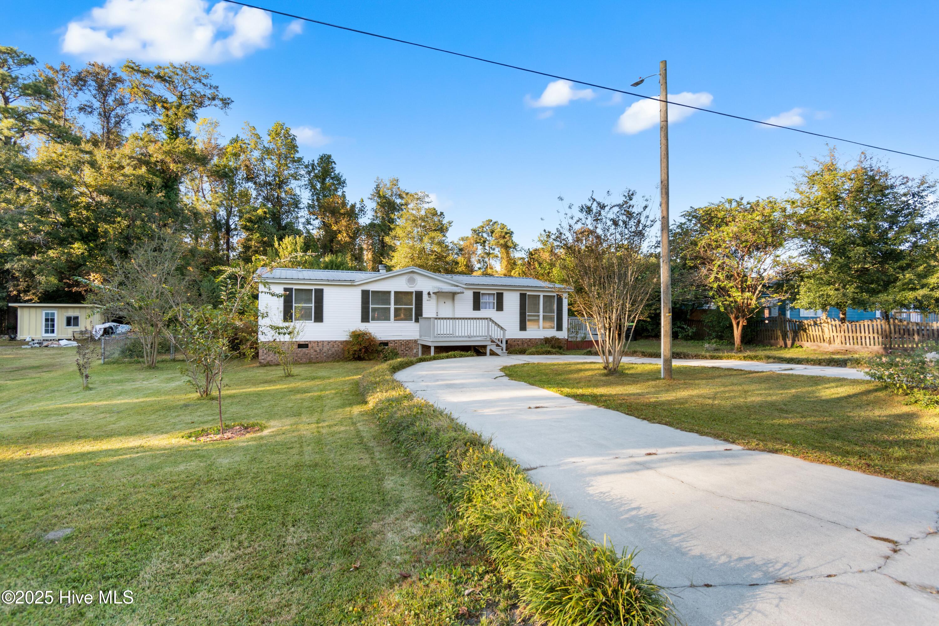 4621 West Gate Road Wilmington, NC 28405 - Photo 3 of 30 4621WGateRd - 2