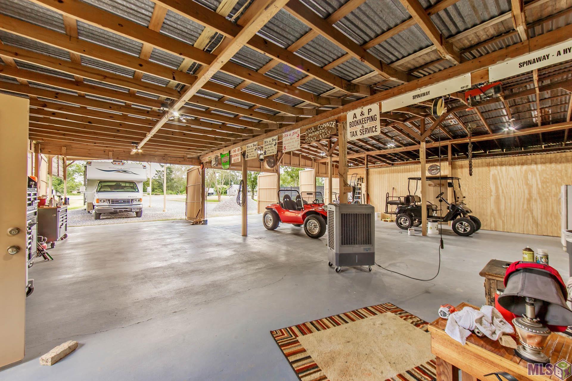 14081 Garcon Road Gonzales, LA 70737 - Photo 16 of 21 Workshop