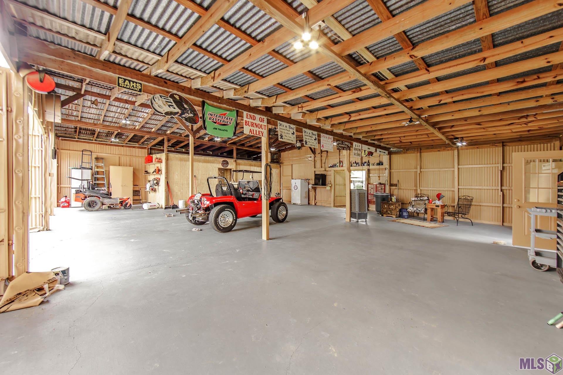 14081 Garcon Road Gonzales, LA 70737 - Photo 17 of 21 Workshop