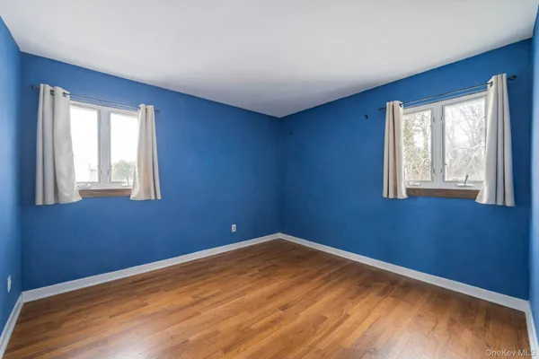 $700,000 | 51 Wexford Drive, Oakdale, NY 11769