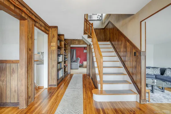 $700,000 | 51 Wexford Drive, Oakdale, NY 11769