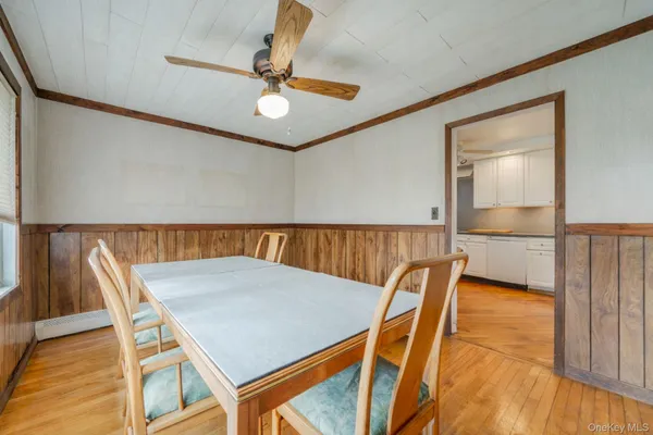 $700,000 | 51 Wexford Drive, Oakdale, NY 11769