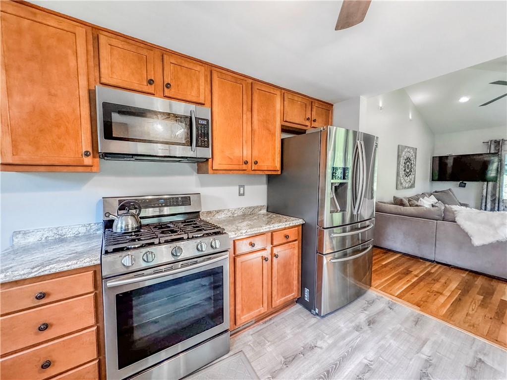 2408 Oakhill Road Gibsonia, PA 15044 - Photo 11 of 34 Gallery Image 11