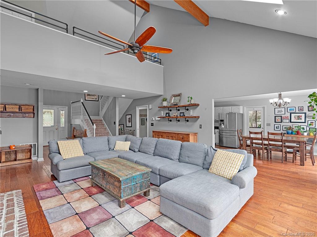 609 Old Fort Road Fairview, NC 28730 - Photo 11 of 44 Gallery Image 11