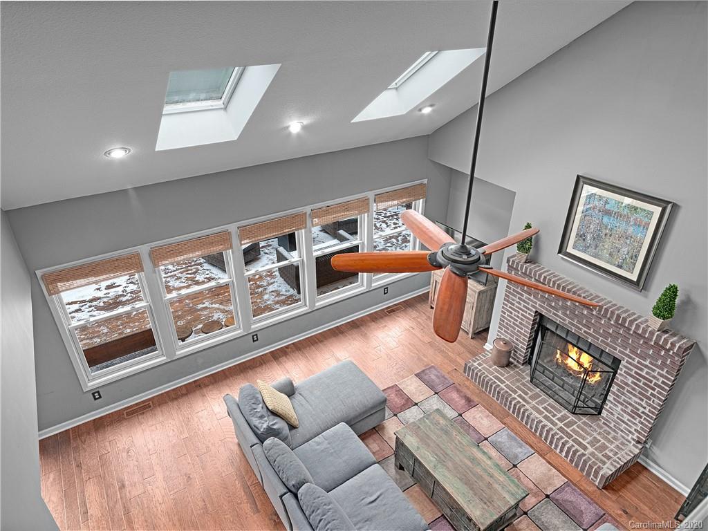 609 Old Fort Road Fairview, NC 28730 - Photo 12 of 44 Gallery Image 12