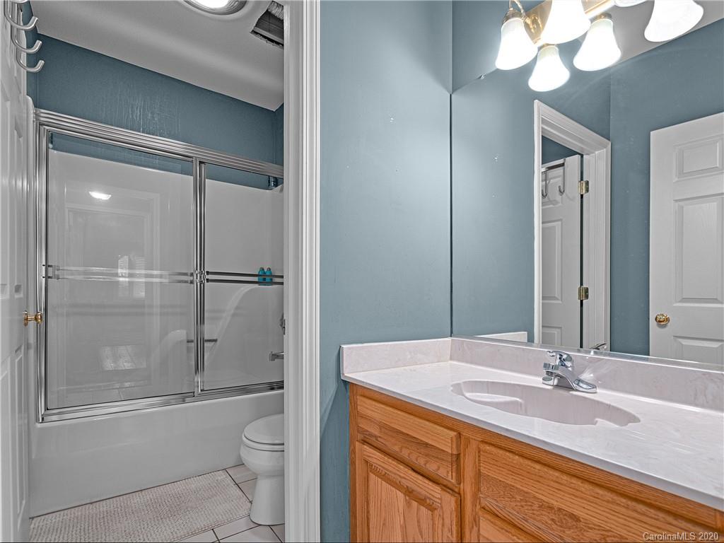 609 Old Fort Road Fairview, NC 28730 - Photo 20 of 44 Gallery Image 20