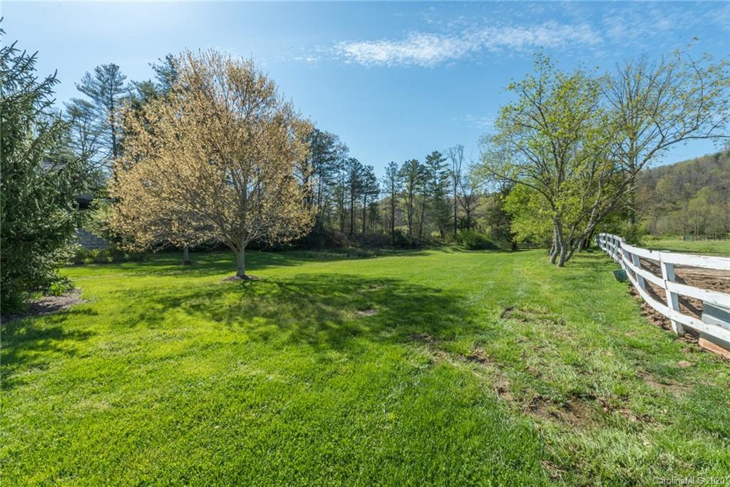 609 Old Fort Road Fairview, NC 28730 - Photo 40 of 44 Gallery Image 40