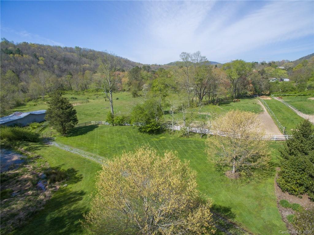 609 Old Fort Road Fairview, NC 28730 - Photo 8 of 44 Gallery Image 8