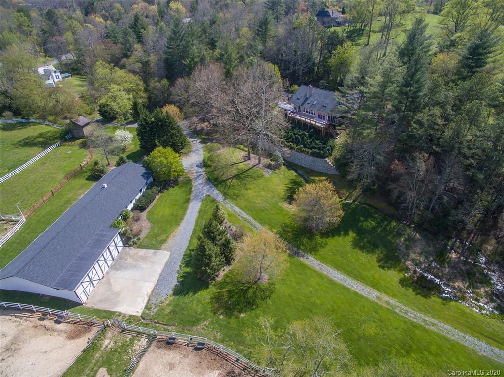 609 Old Fort Road Fairview, NC 28730 - Photo 9 of 44 Gallery Image 9