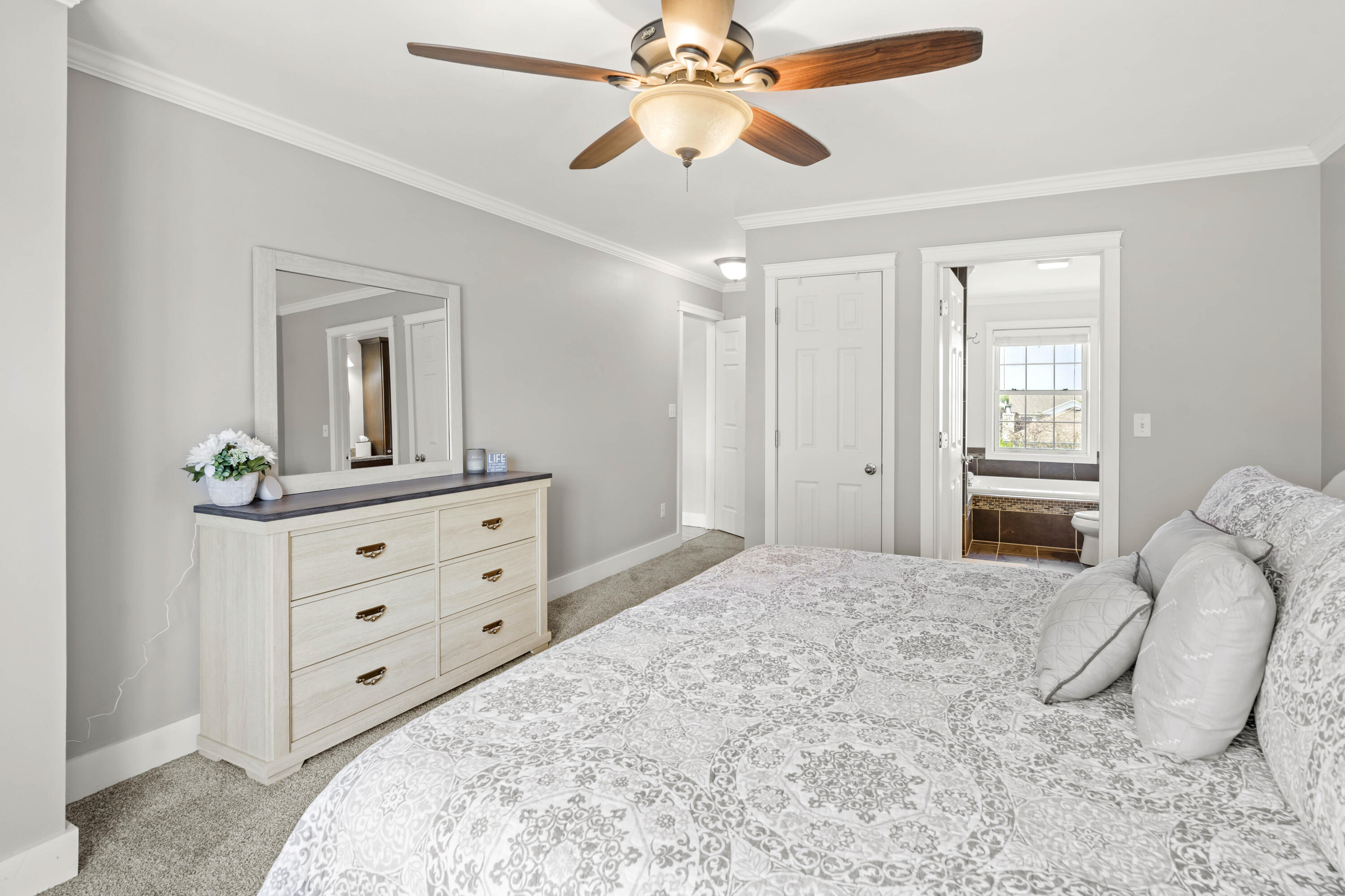 243 Stone Ridge Drive Dyer, IN 46311 - Photo 17 of 34 3000x2000