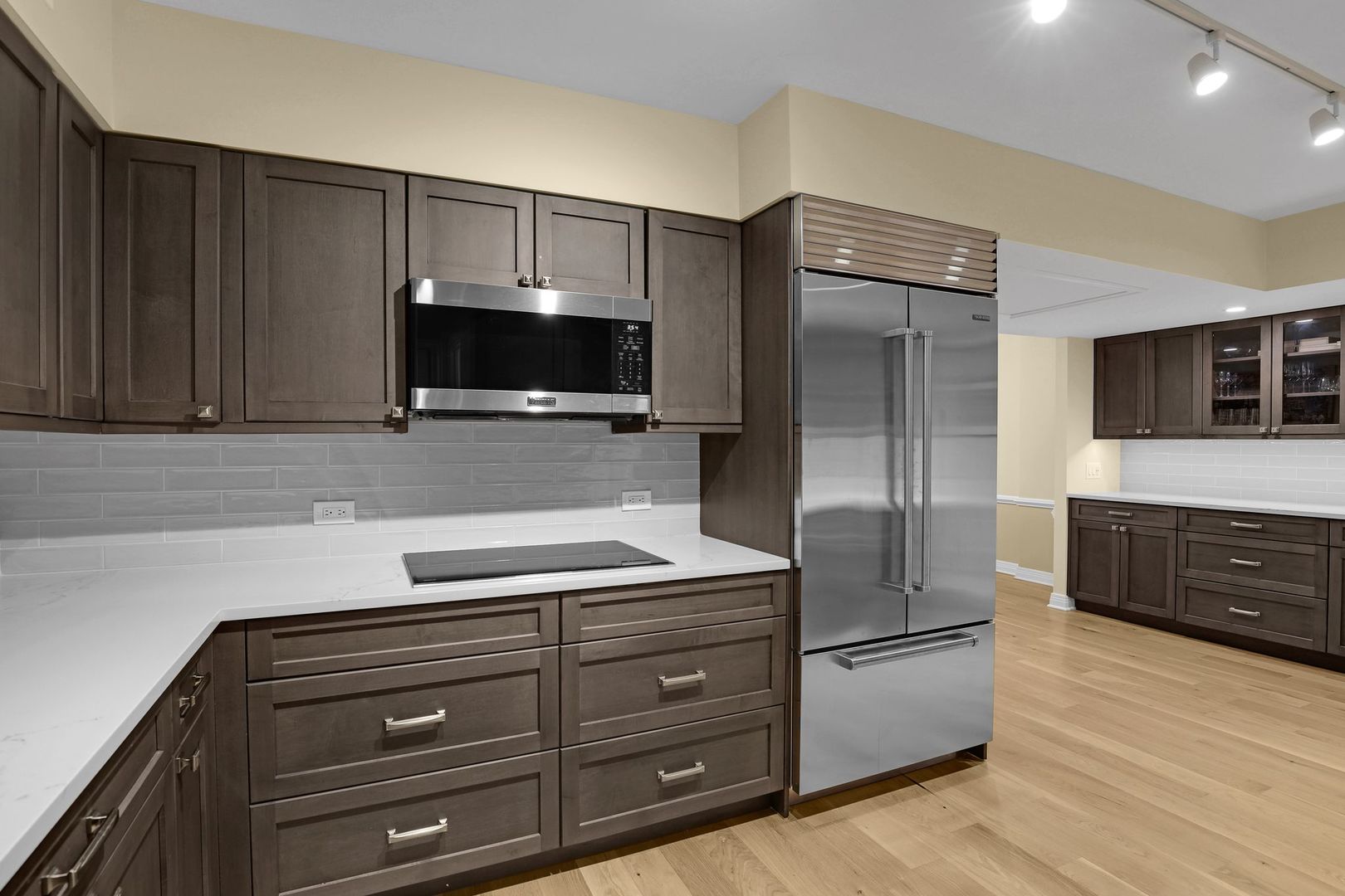 1420 Sheridan Road, Unit 3D Wilmette, IL 60091 - Photo 17 of 30 Gallery Image 17