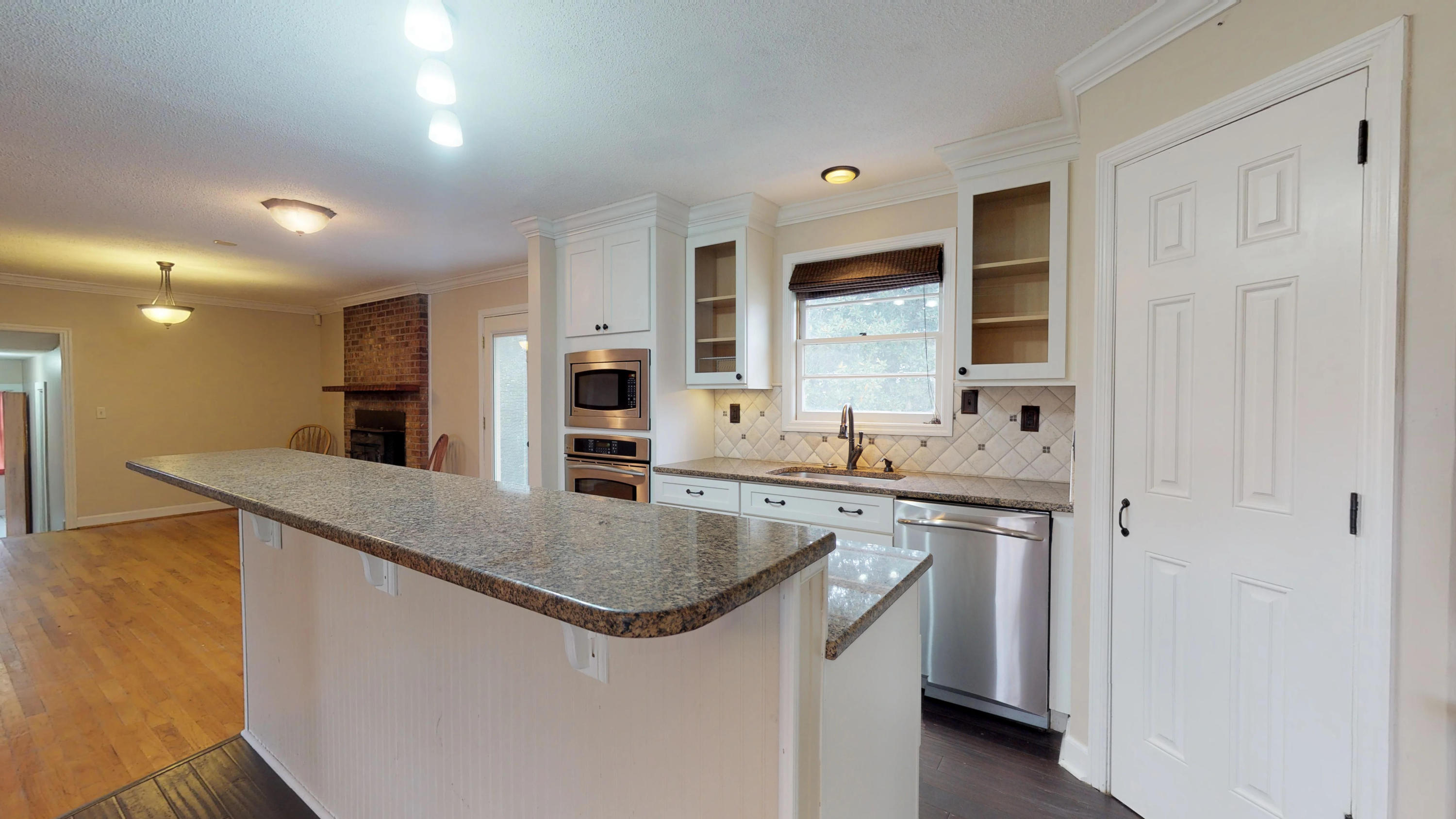 109 County Rd S-18-752 Summerville, SC 29483 - Photo 11 of 41 109-Oakridge-Dr-03042019_190839