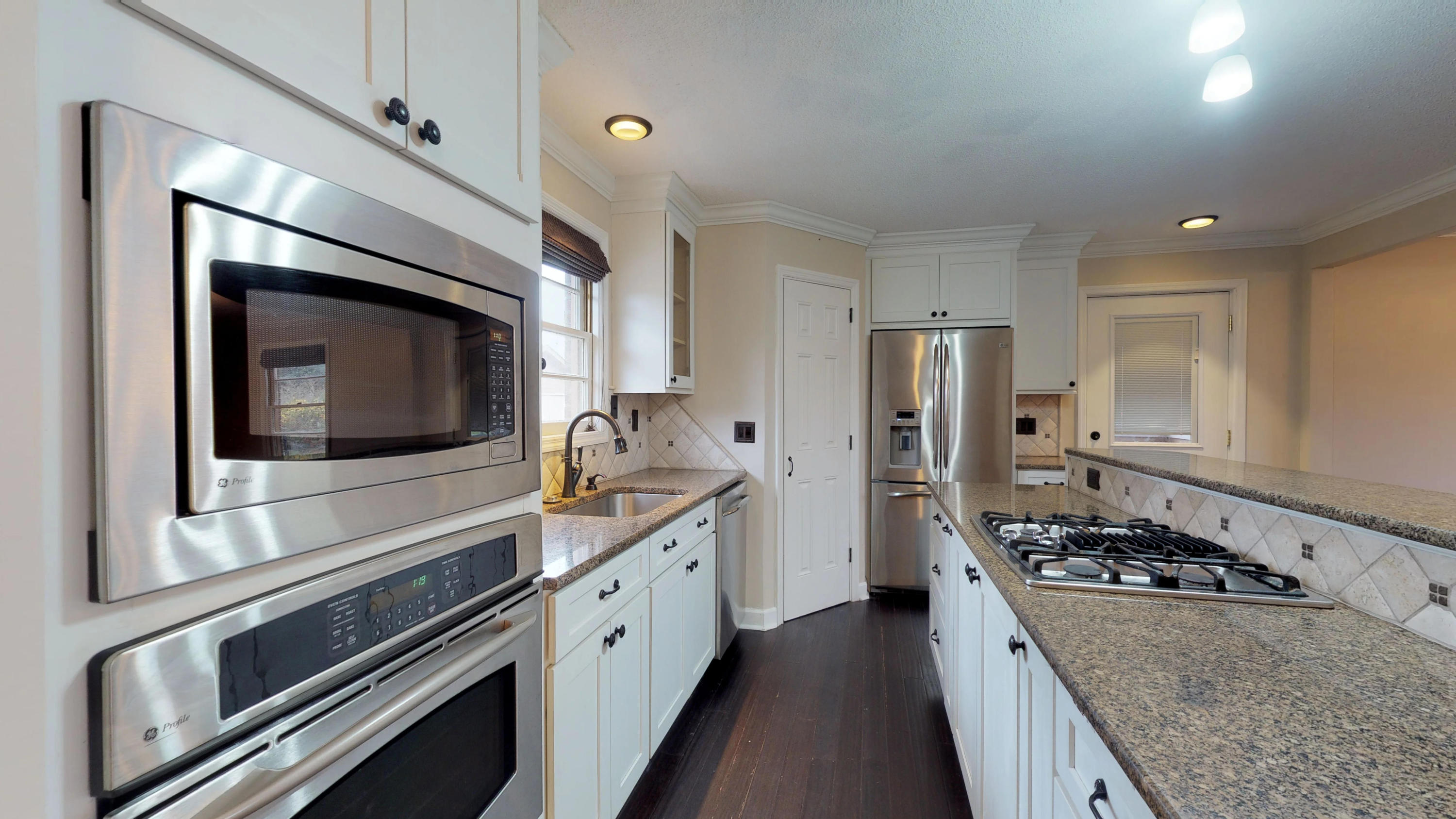 109 County Rd S-18-752 Summerville, SC 29483 - Photo 8 of 41 109-Oakridge-Dr-03042019_190437
