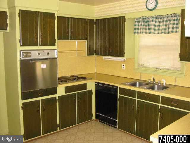 700 Hillcrest Road York, PA 17403 - Photo 6 of 20 Gallery Image 6
