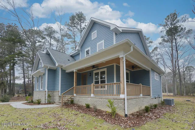 $780,000 | 357 Loblolly Drive, Vass, NC 28394