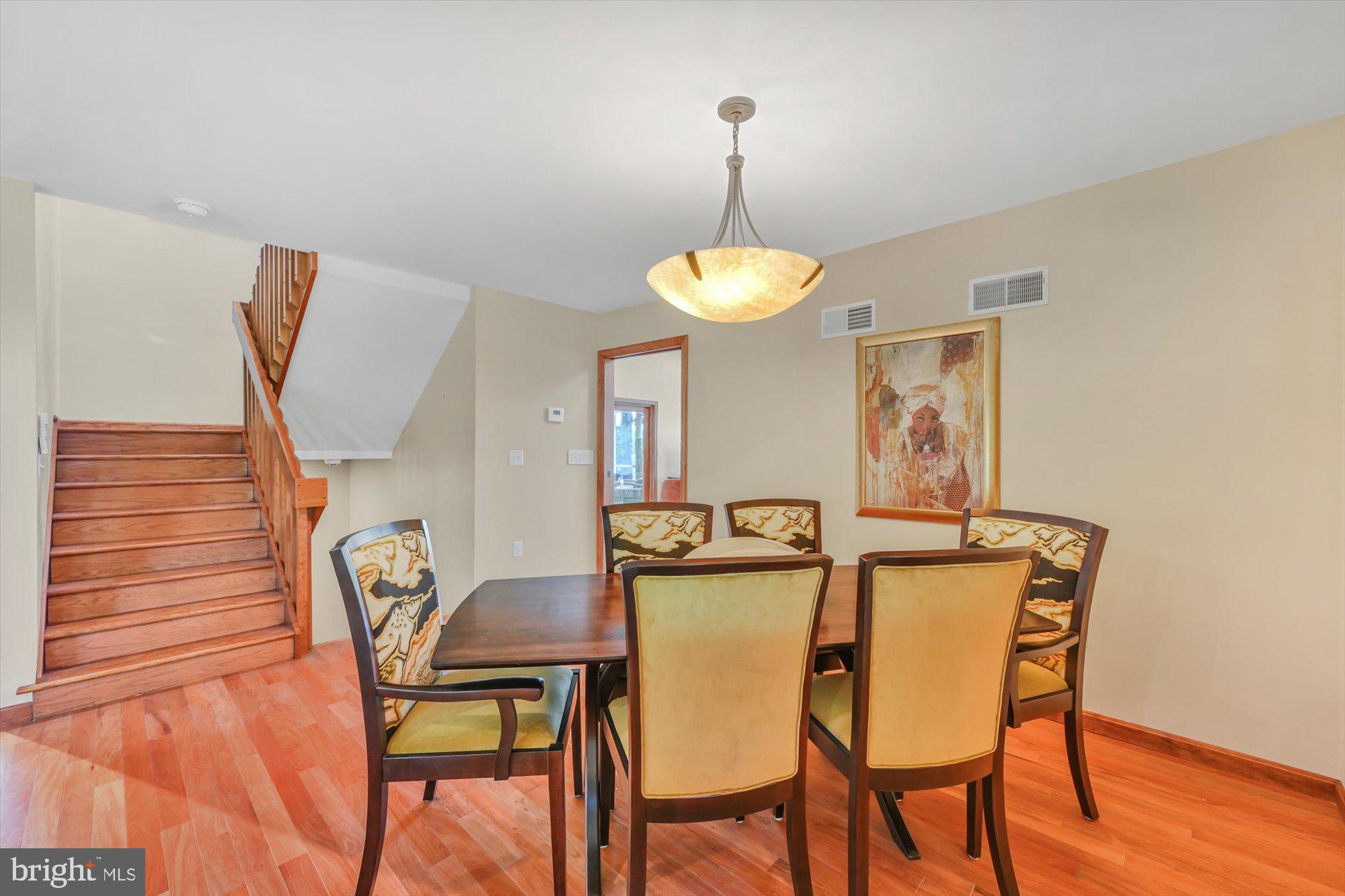 9 Beaver Road Hershey, PA 17033 - Photo 8 of 42 Dining Area