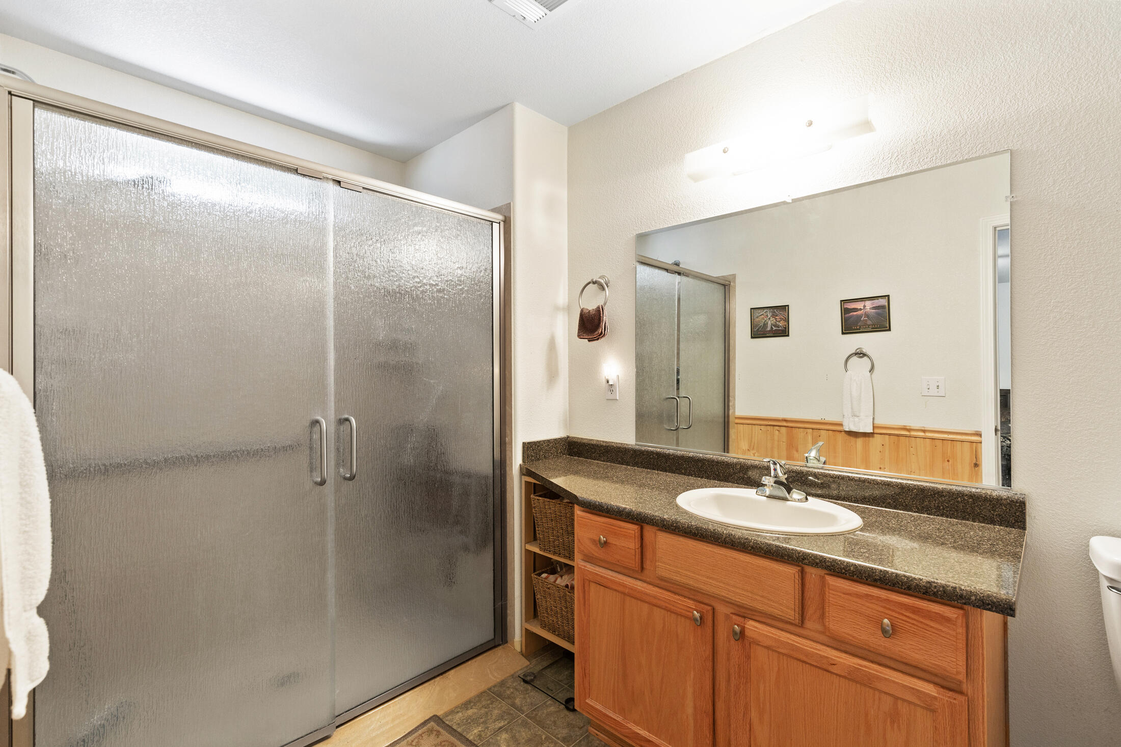 470 Addison Lane Cave Junction, OR 97523 - Photo 12 of 24 125A6188