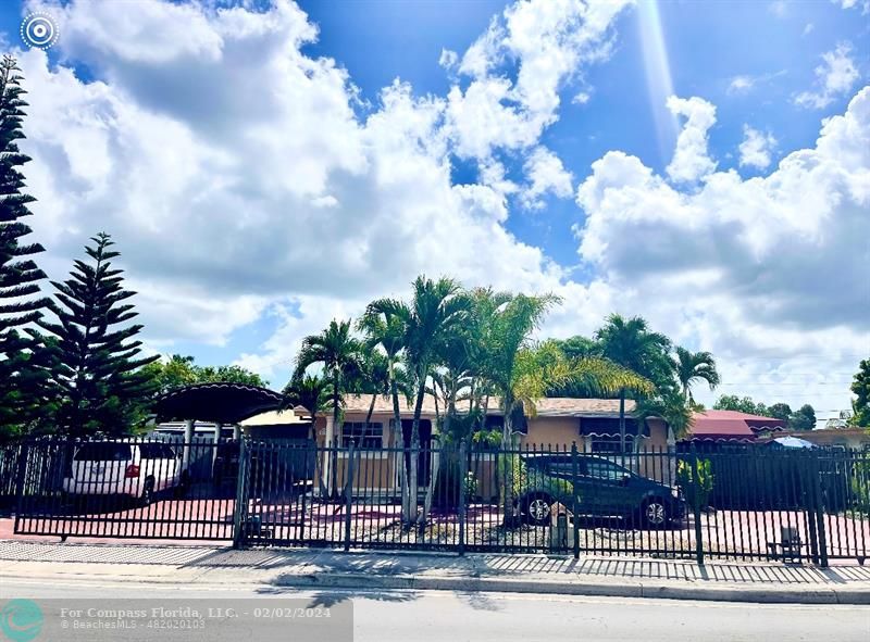 8535 Northwest 32nd Ave  