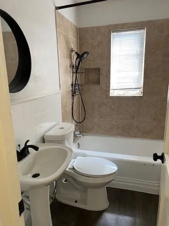 $1,850 | 909 Sunnyvale Drive, Arlington, TX 76010