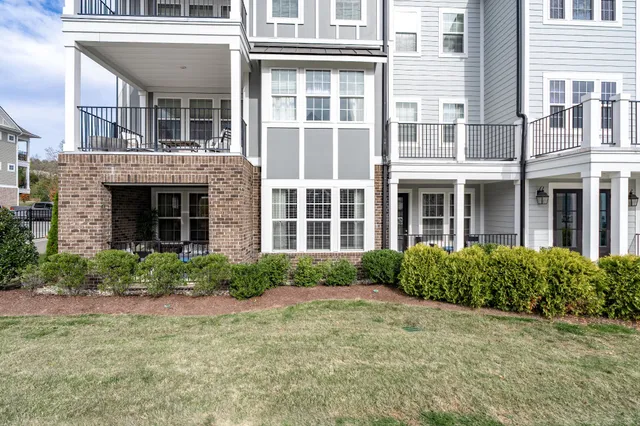 $424,000 | 800 Vintage Green Lane, Unit 103, Franklin, TN 37064