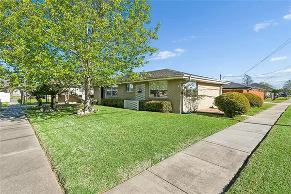 $230,000 | 1213 Indiana Street, Chalmette, LA 70043