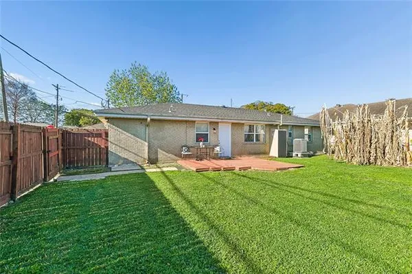 $230,000 | 1213 Indiana Street, Chalmette, LA 70043