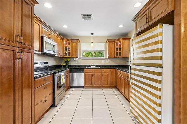 1213 Indiana Street Chalmette, LA 70043 - Photo 4 of 16