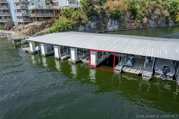 $250,000 | 210 Bluff Boulevard, Unit 4B, Camdenton, MO 65020