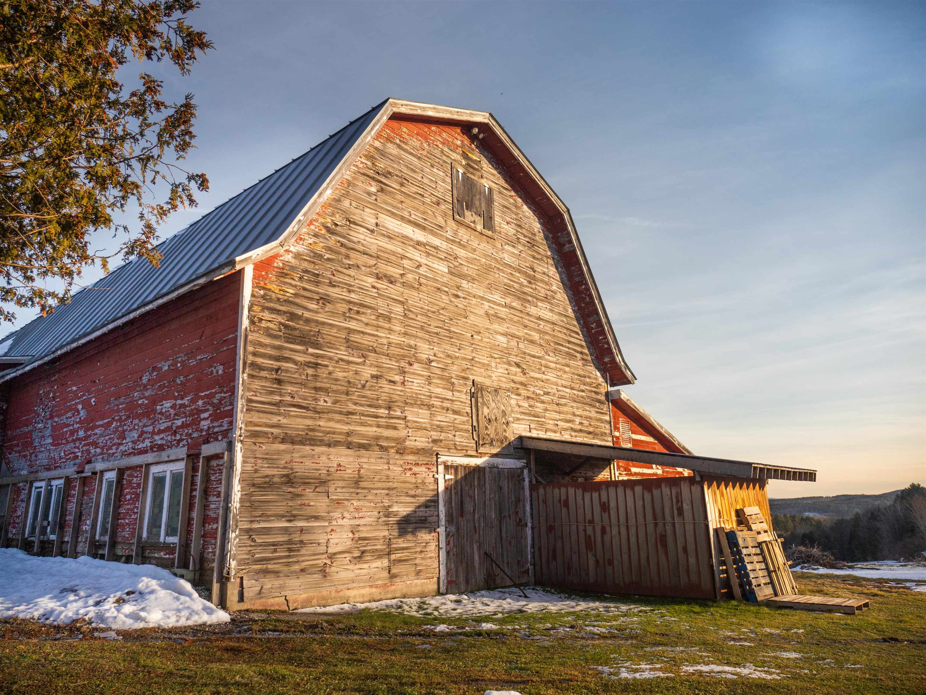 2853 Witherspoon Road Ryegate, VT 05069 - Photo 3 of 38