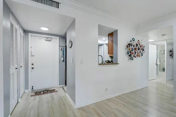 $1,850 | 14849 Cumberland Drive, Unit 2070, Delray Beach, FL 33446