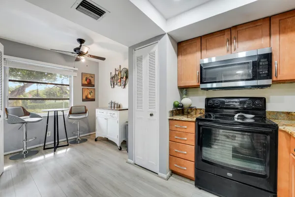 $1,850 | 14849 Cumberland Drive, Unit 2070, Delray Beach, FL 33446