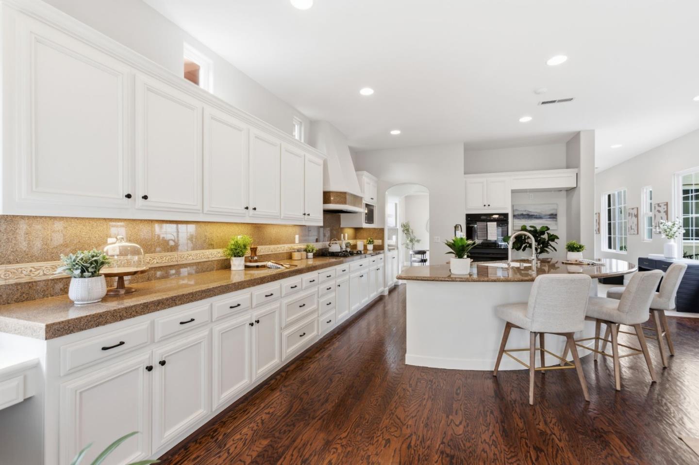 1826 Club Drive Gilroy, CA 95020 - Photo 18 of 84