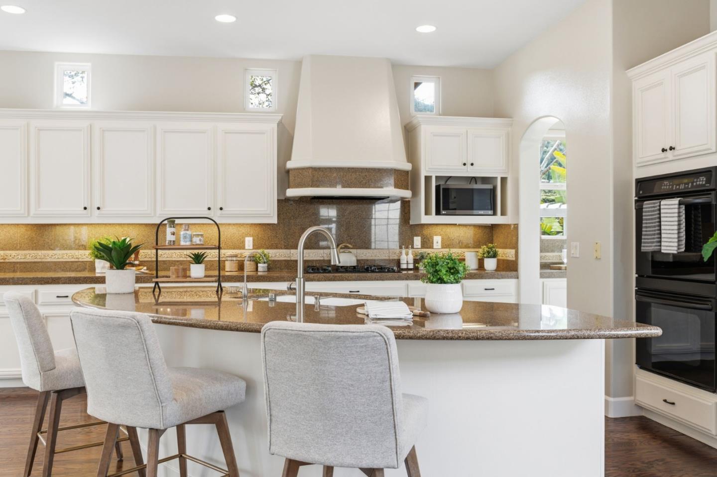 1826 Club Drive Gilroy, CA 95020 - Photo 20 of 84