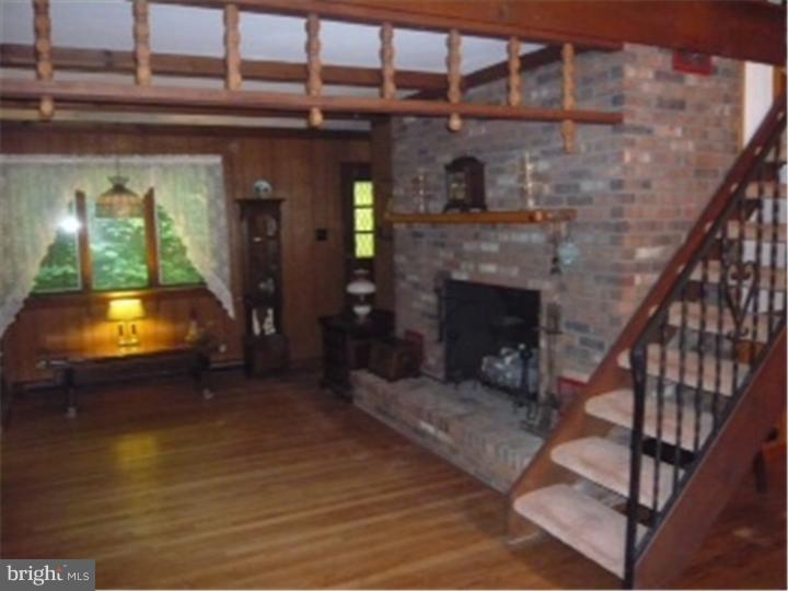 180 Kings Road Westampton, NJ 08060 - Photo 1 of 19 Great Room