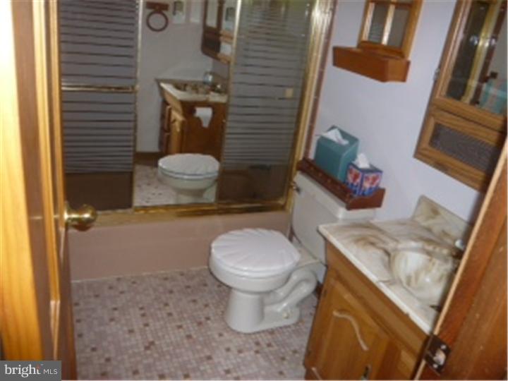 180 Kings Road Westampton, NJ 08060 - Photo 13 of 19 Bathroom