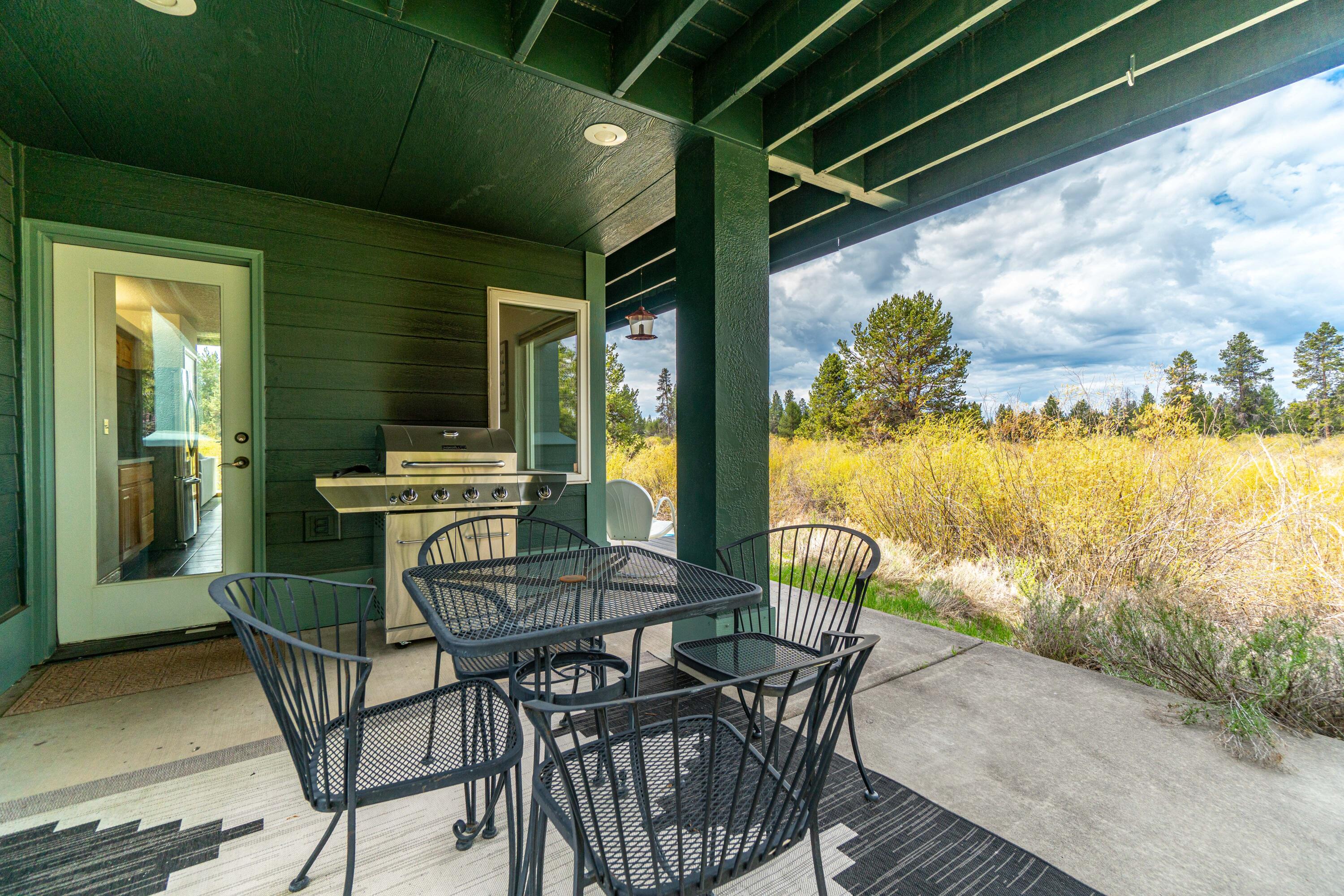 54761 Huntington Road Bend, OR 97707 - Photo 42 of 64 RileyVisualsa-26