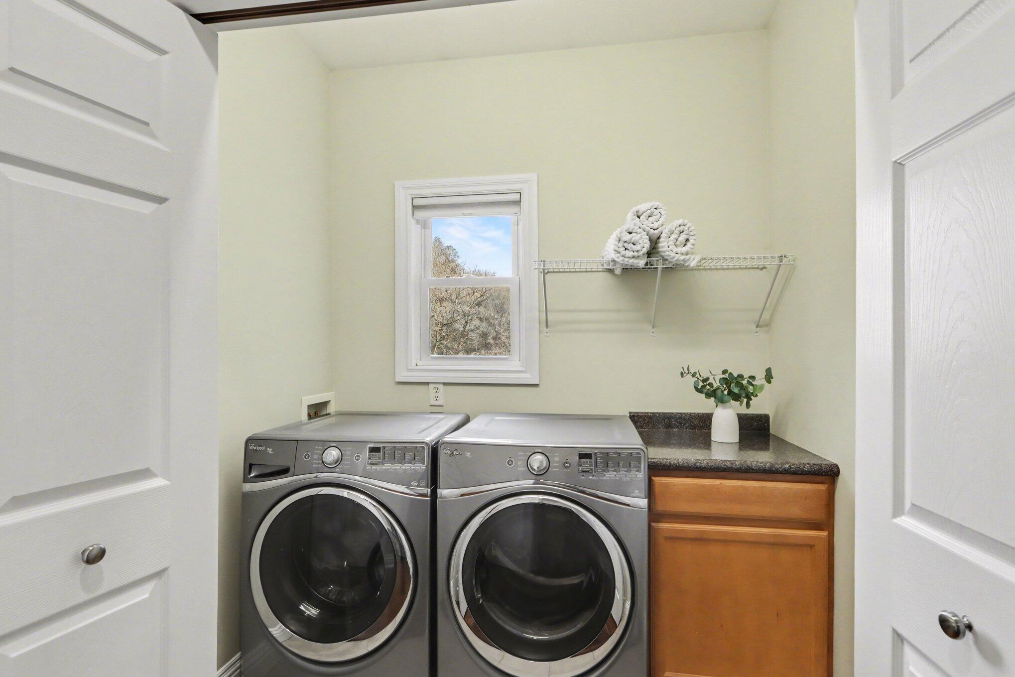 9800 Navy Pier Street Portage, MI 49002 - Photo 17 of 40 laundry