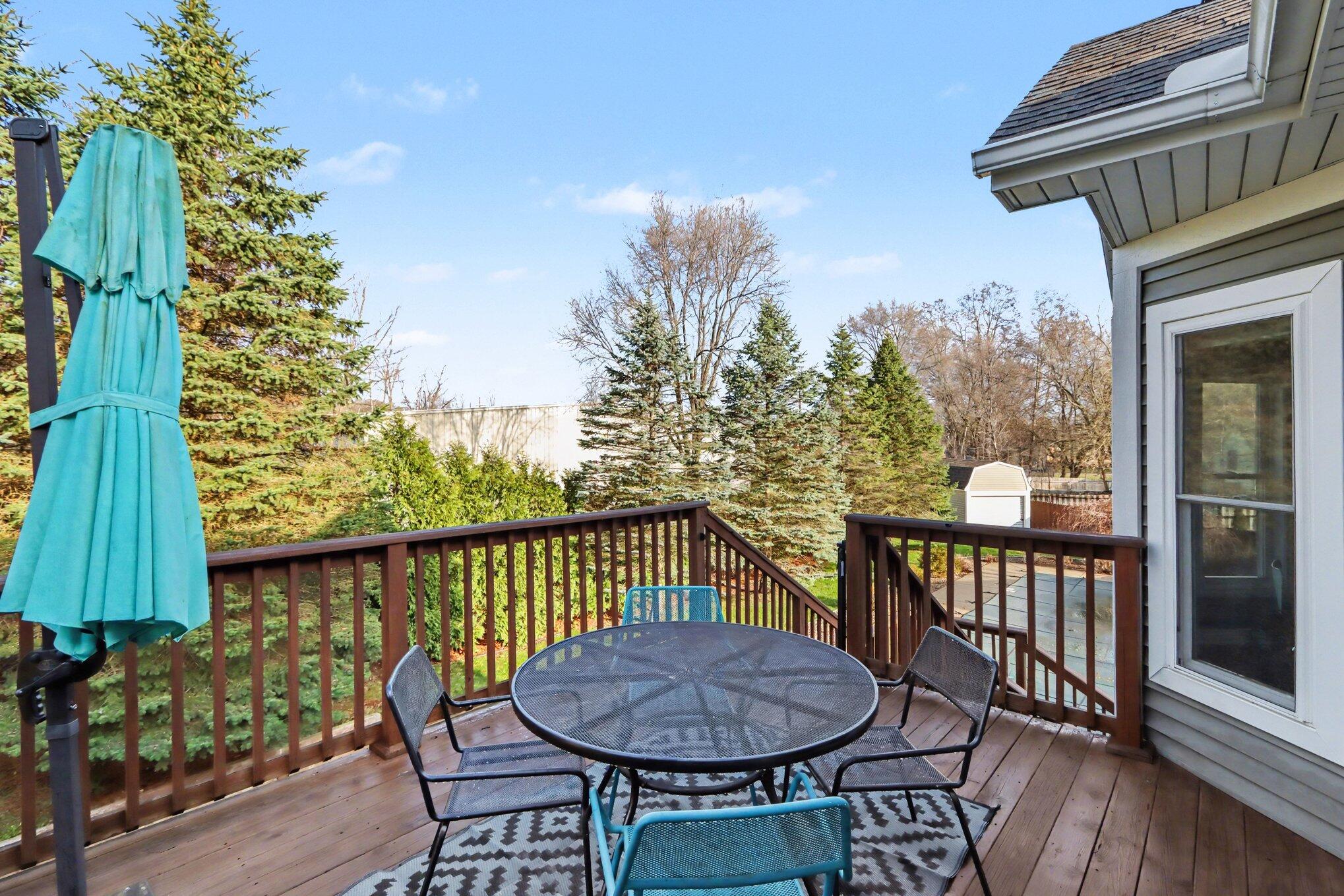 9800 Navy Pier Street Portage, MI 49002 - Photo 35 of 40 deck